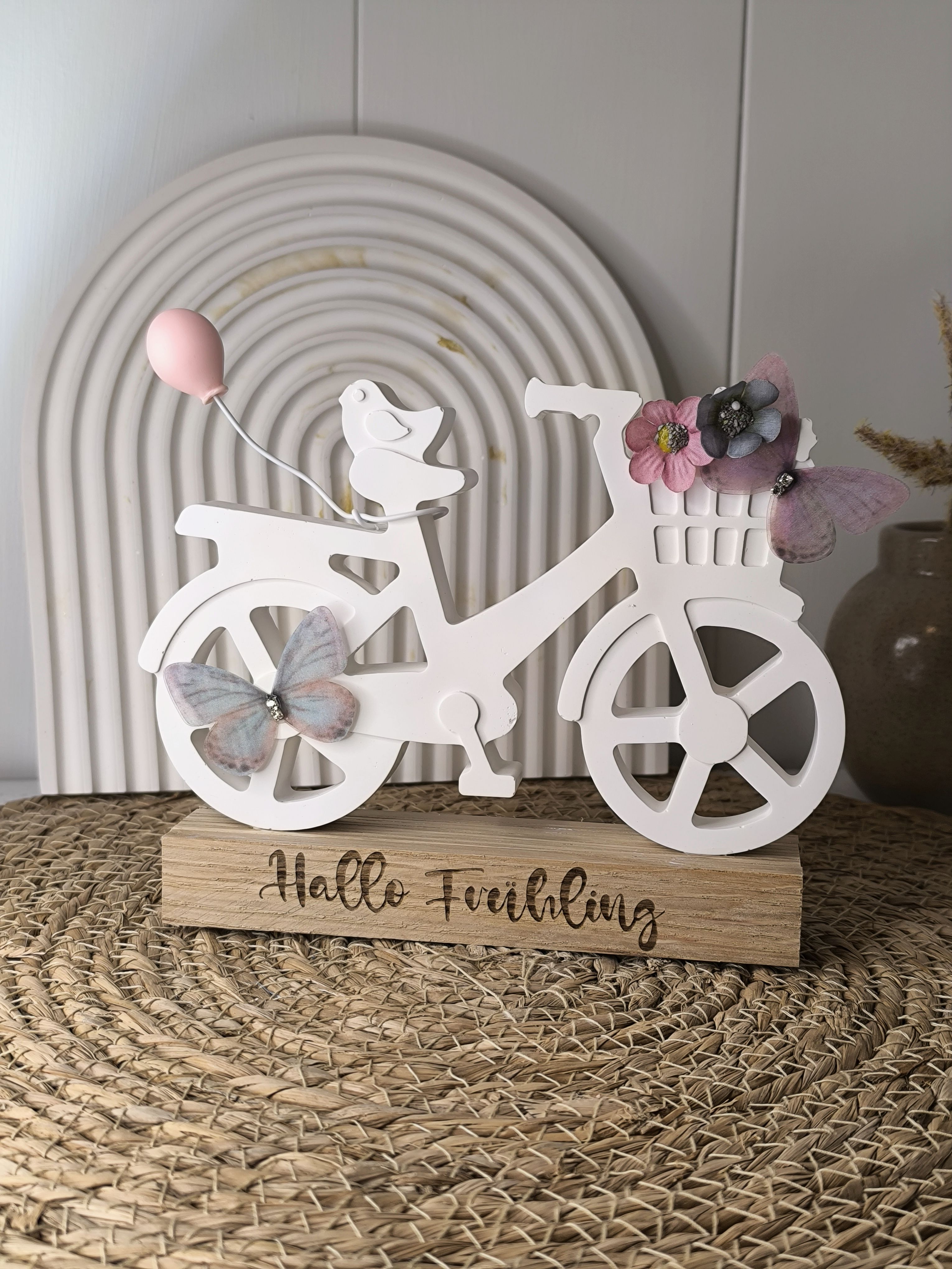  Deko-Fahrrad „Hallo Frühling“ mit Ballon, Blüten und Schmetterlingen