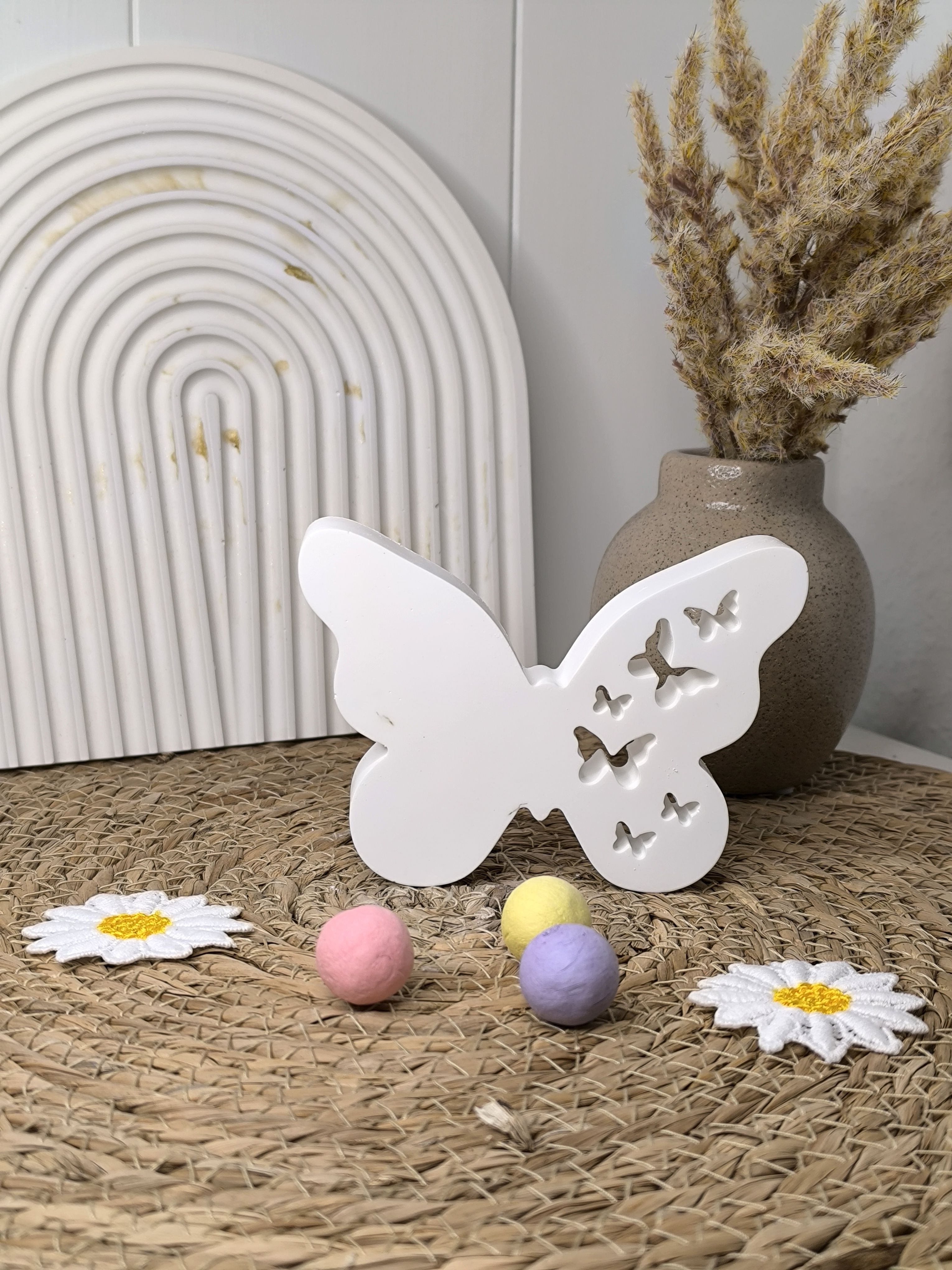 Keramik Schmetterling Figur Frühling Blumen